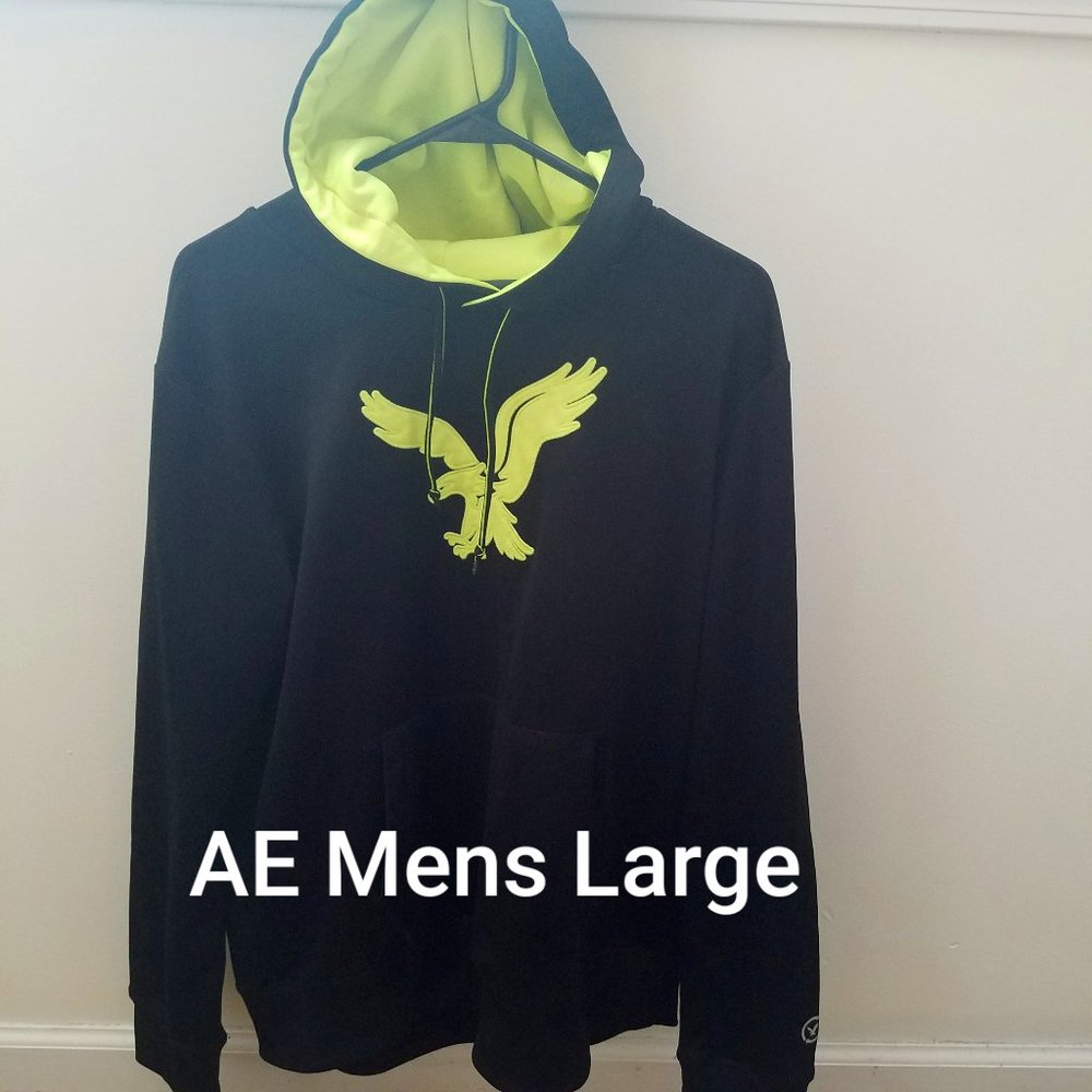 American Eagle Sweatshirt